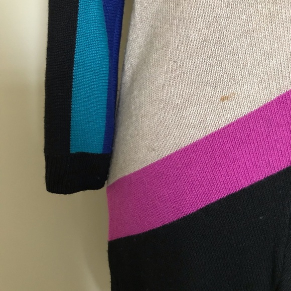 BCBG MAXAZRIA ‘Faiza’ Color-Blocked Sweater Dress - Picture 7 of 7